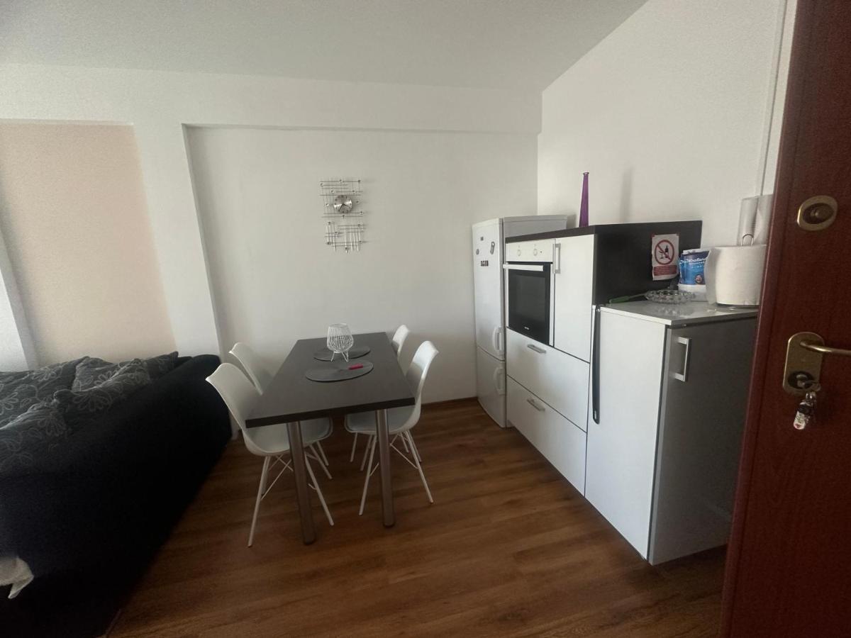 Apartment Deluxe Im メドゥリン エクステリア 写真